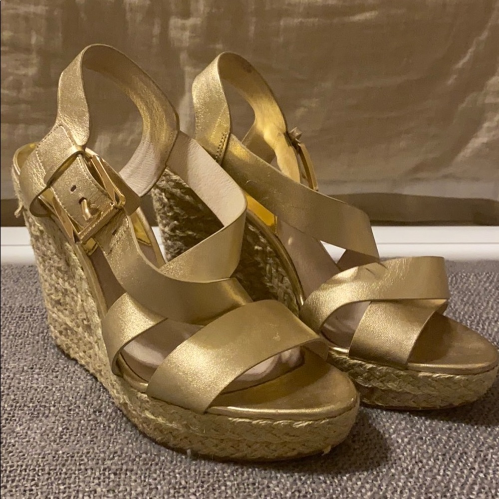 Golden Wedges